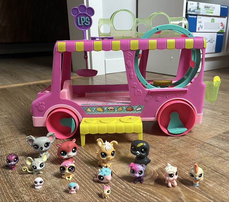 Littlest Pet Shop LPS autobus +14 figurek