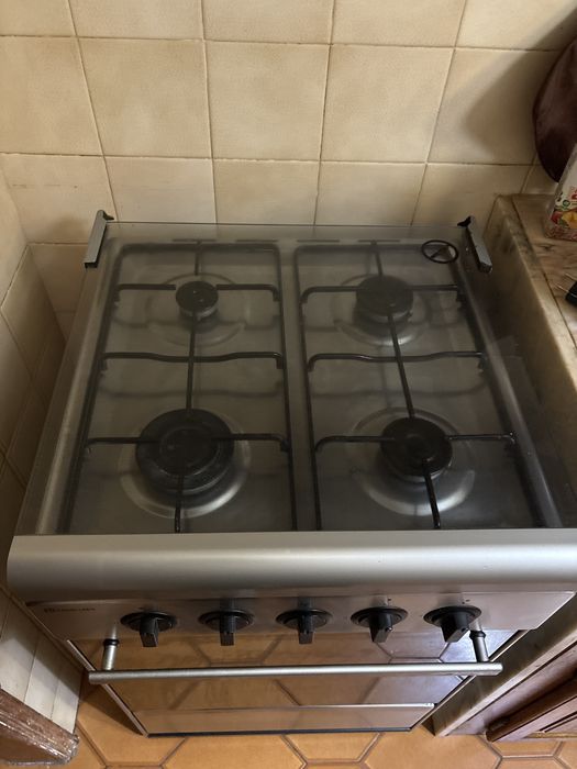 Forno e fogão meireles