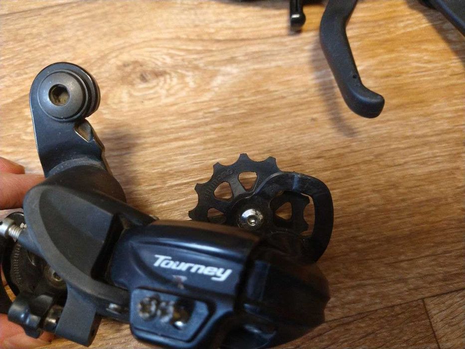 Переключатель задн. Shimano RD-TY300-D TOURNEY 6/7-ск, болт