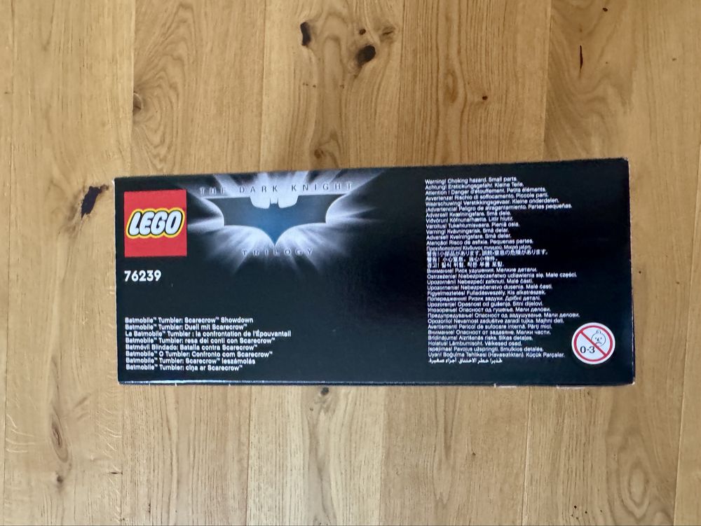 LEGO® 76239 - Batman Tumbler: starcie ze Strachem na Wróble