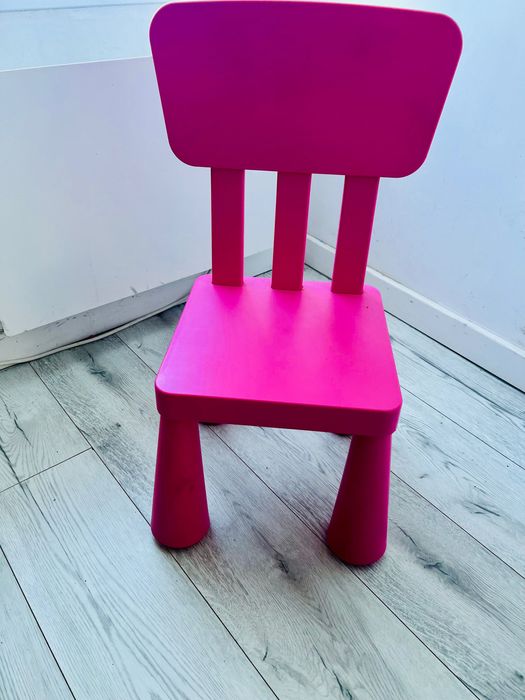 Ikea mammut krzesełko krzesło różowe dziecięce