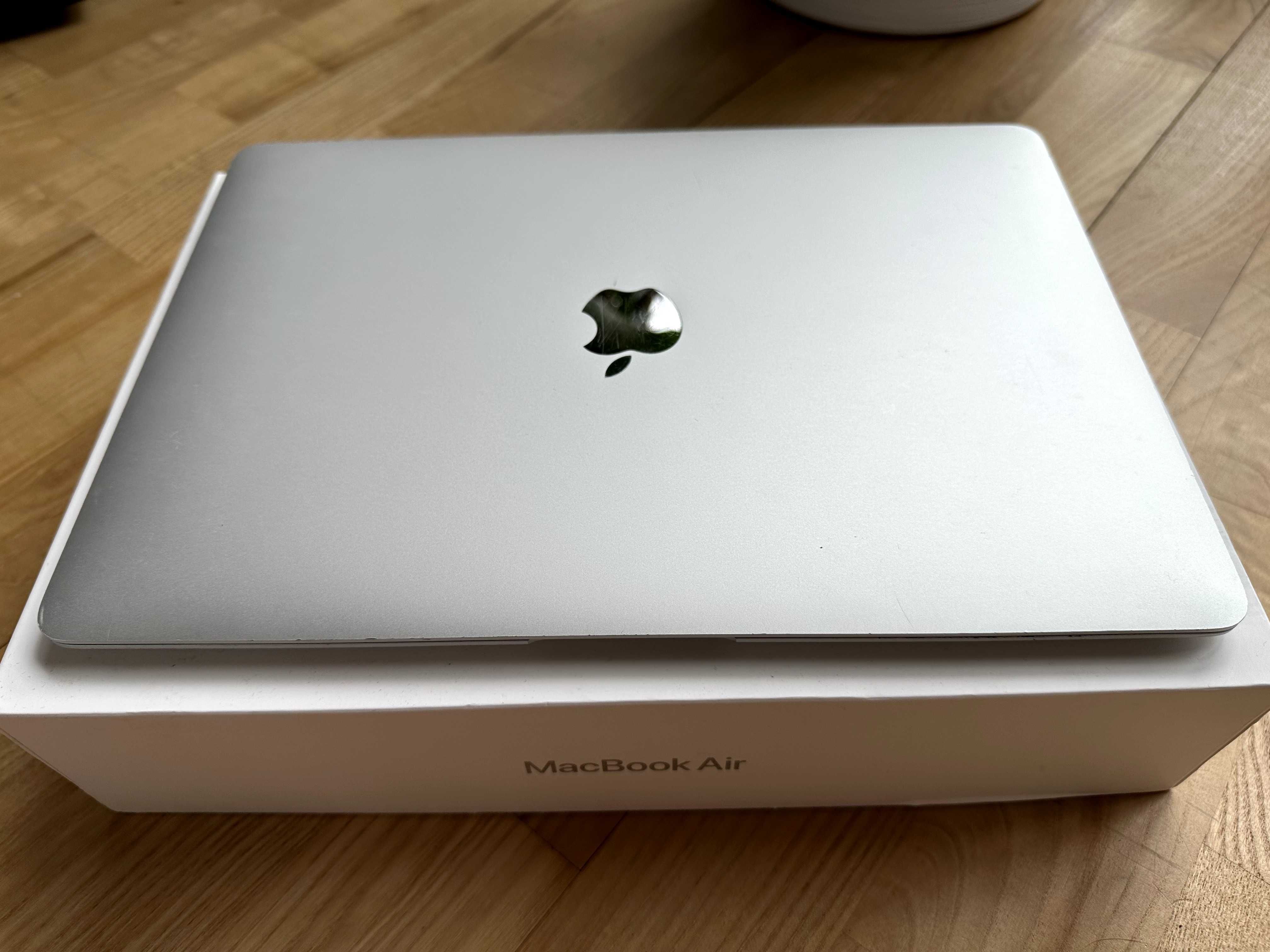 MacBook Air 13,3 A2179, 2020 i7 16GB/512GB