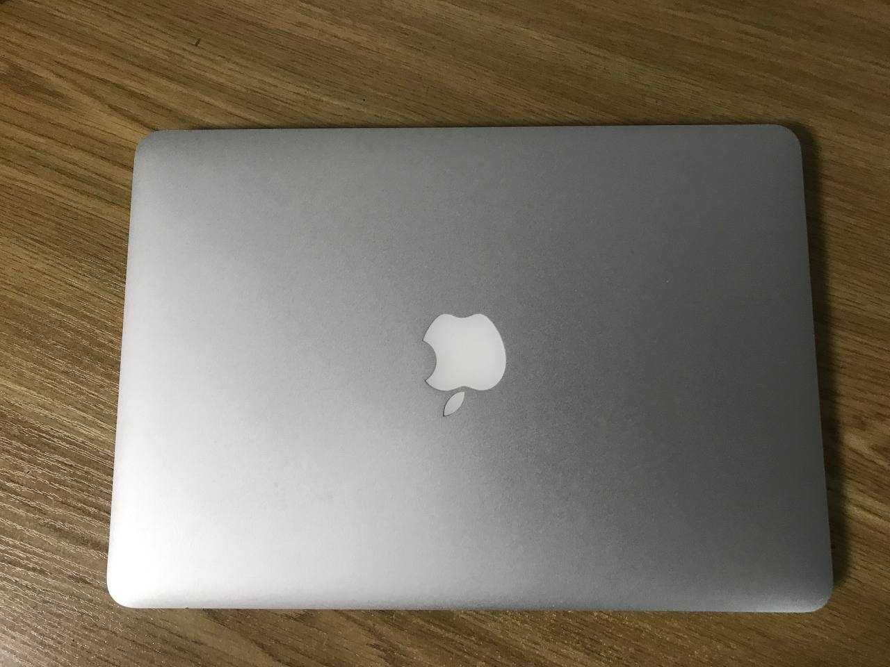 MacBook Pro 13 2015 8/256 ВІДМІННИЙ СТАН! Акб НОВИЙ