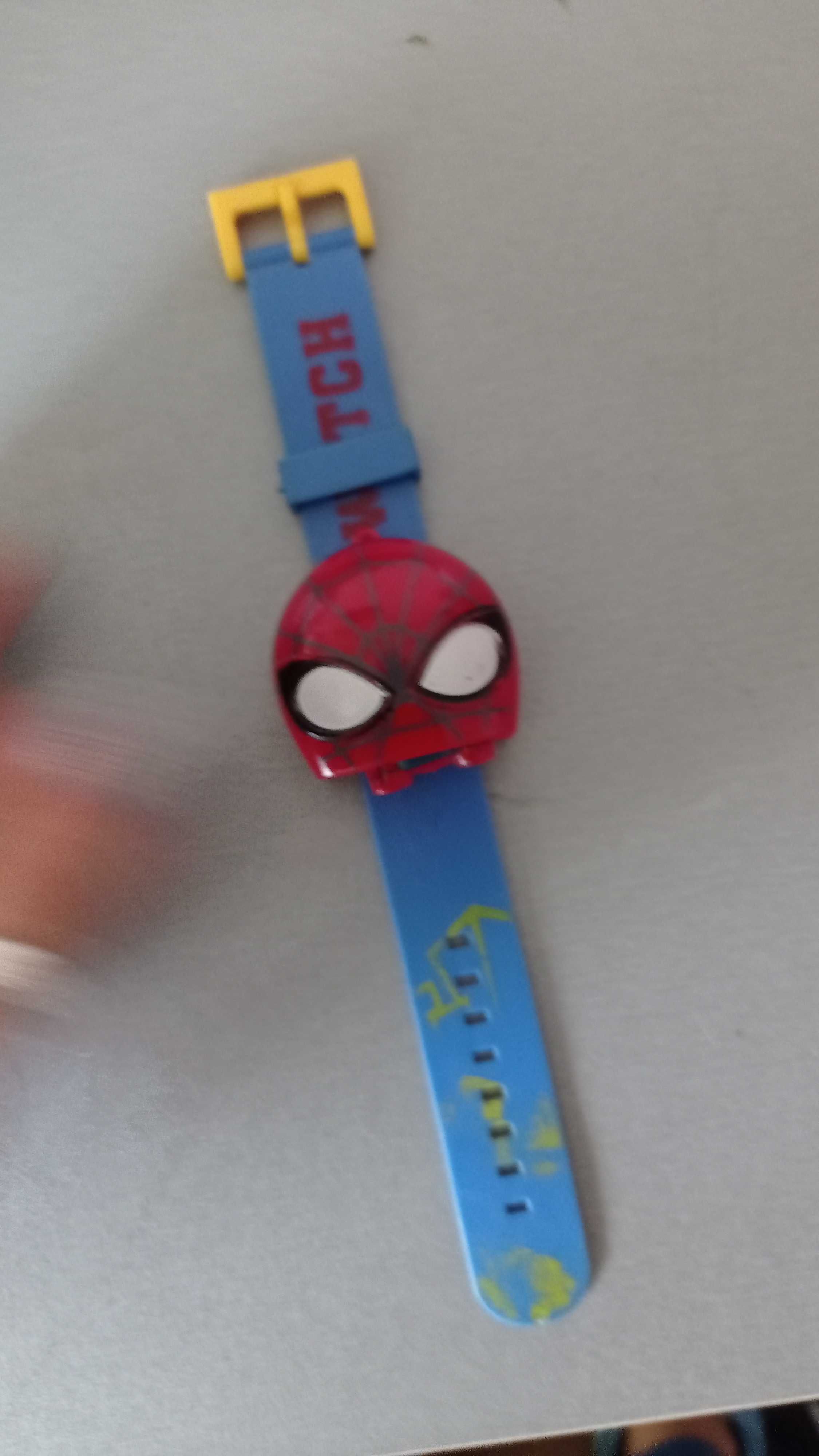 Часы Человек-паук