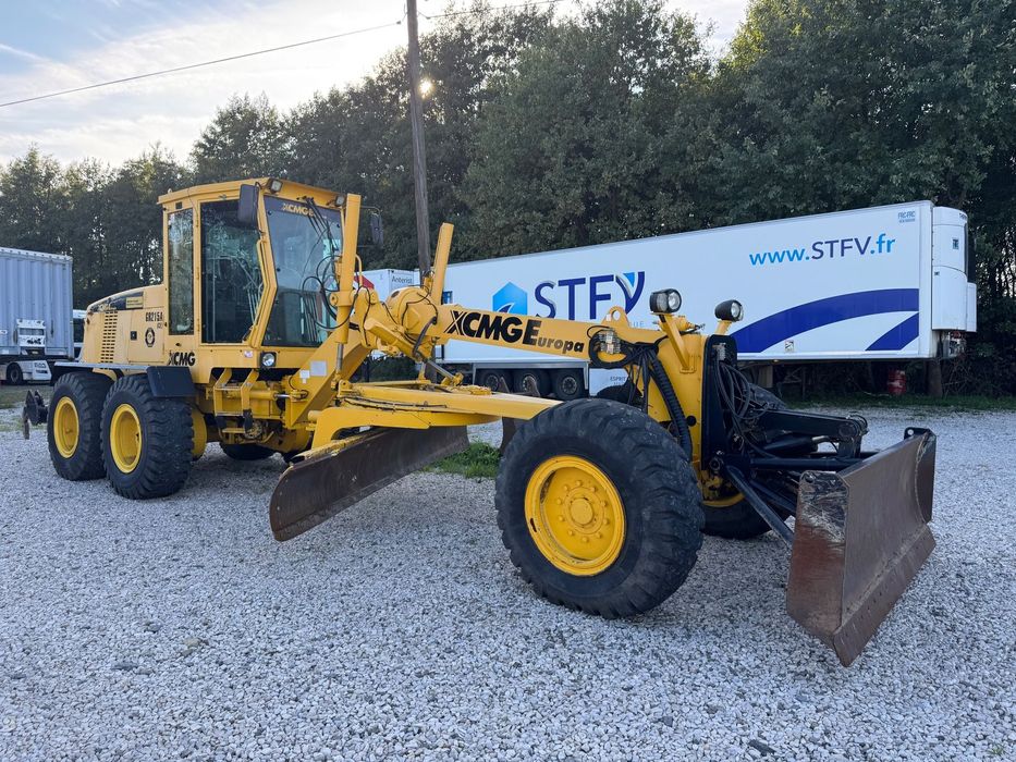 XCMG  Równiarka Drogowa 6X6 XCMG GR215 A