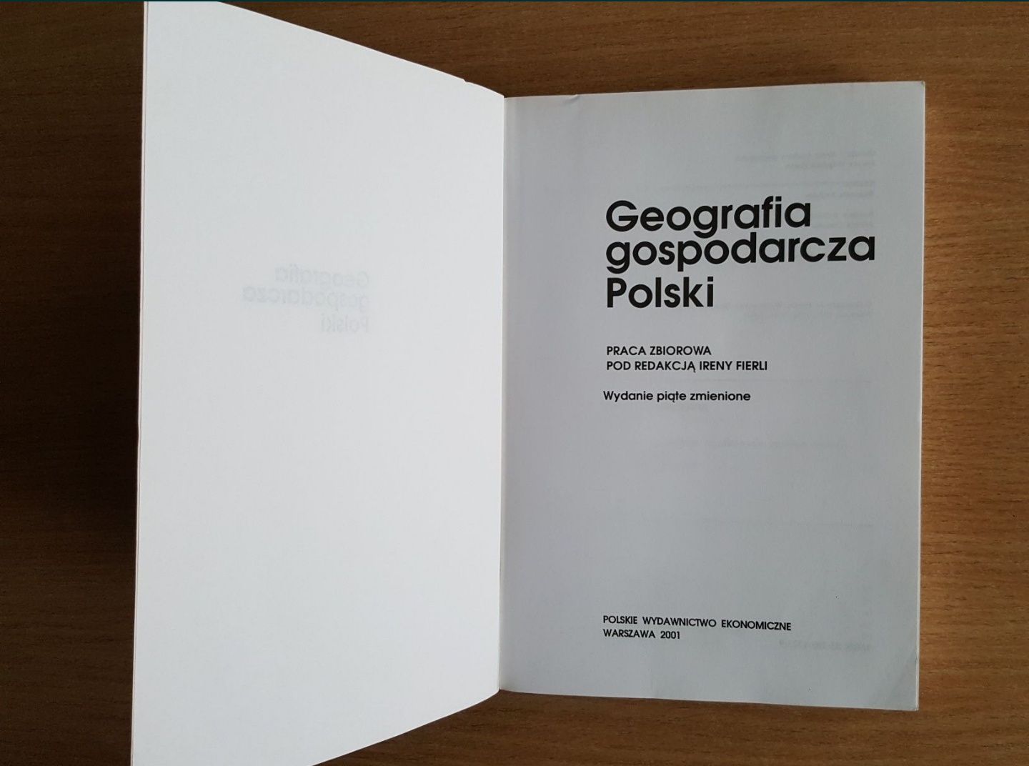 Podręcznik "GEOGRAFIA gospodarcza Polski" Irena Fierli, książka