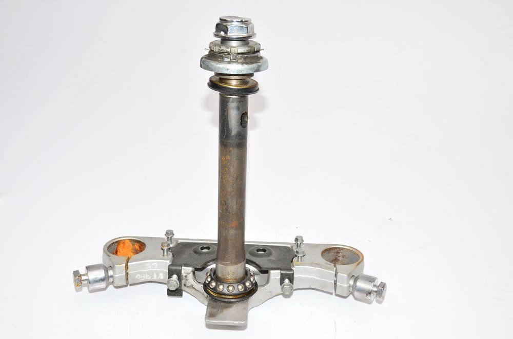 Półka Dolna Sztyca Honda Shadow VT 750 C2 RC44