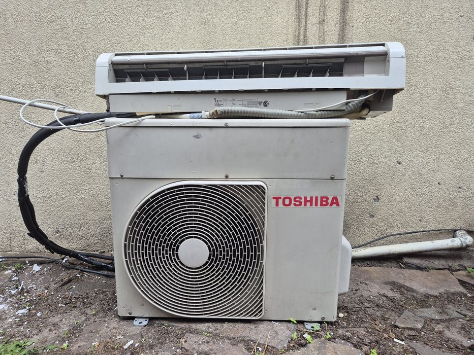 Кондиціонер Toshiba RAS-24NA-E