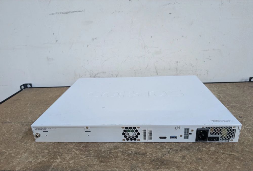 Міжмережевий екран / сервер Sophos XG 230 Rev.2 Firewall / Server
