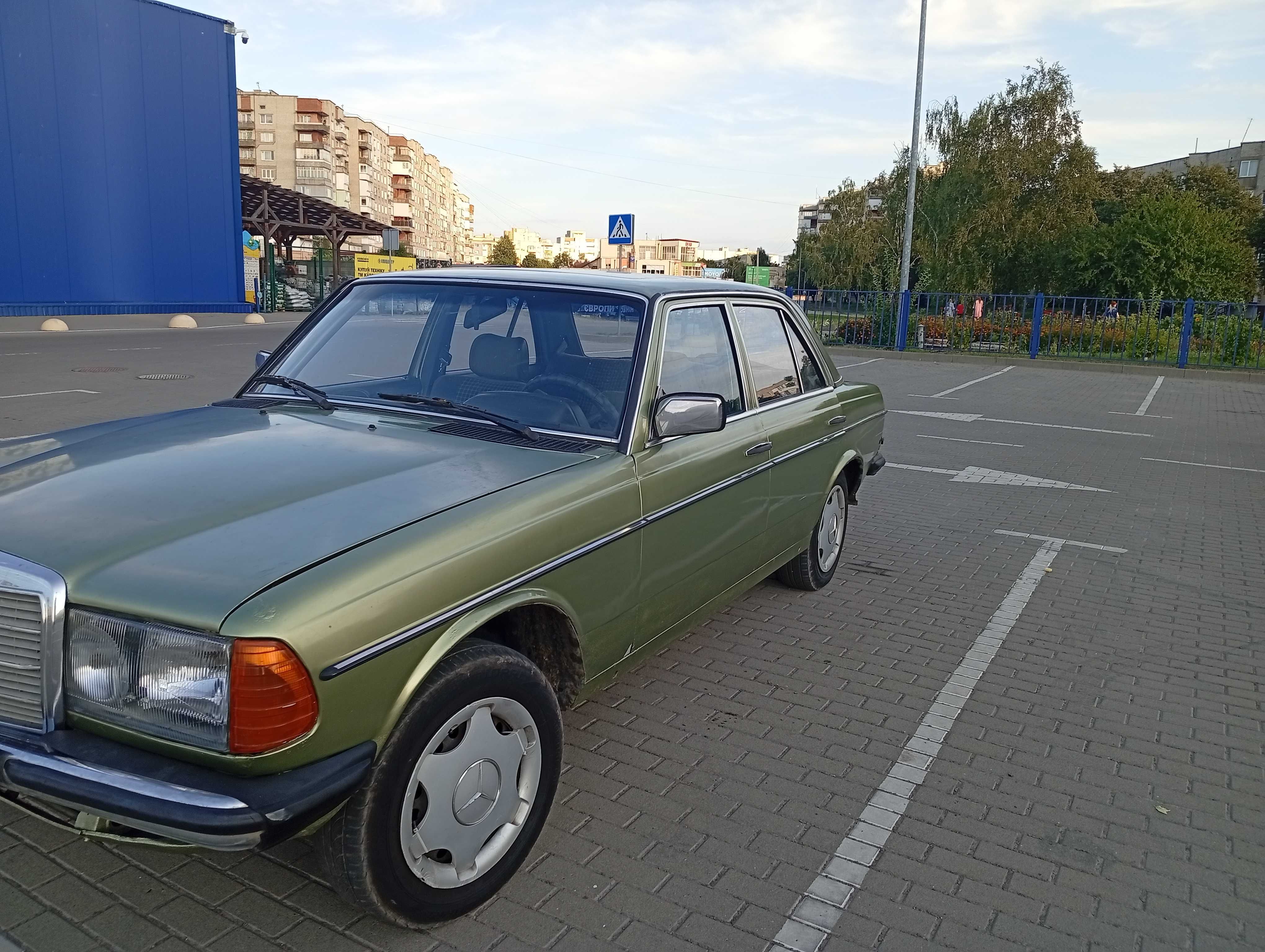 Продам Mercedes Benz 123 2.4d