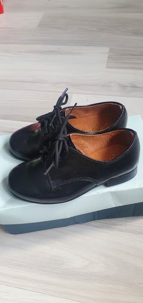 Lakierki buty na chrzciny komunie wesele