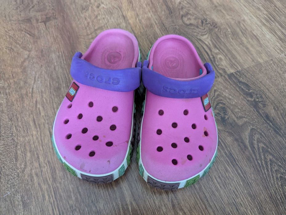 Crocsy różowe LEGO rozmiar 10/11