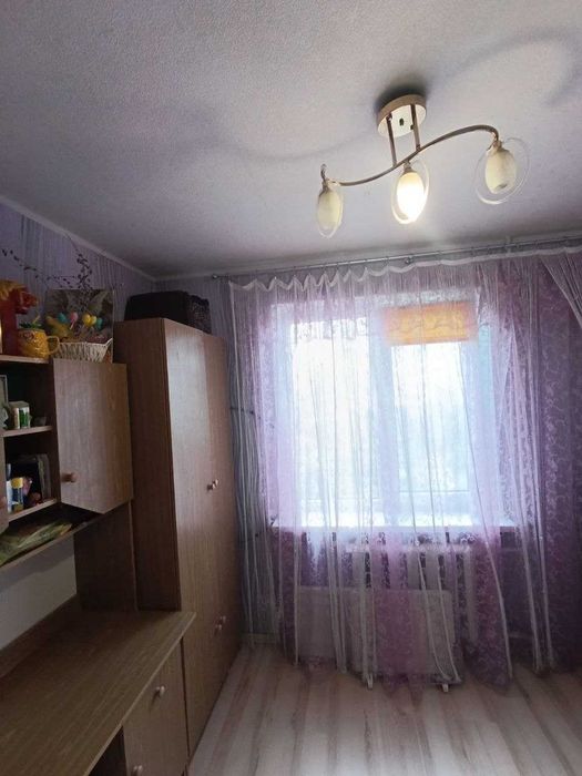 Продається 3-кімнатна квартира по вул. Героїв Дніпра