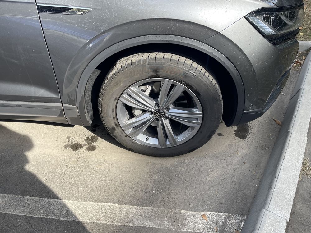 Диски sebring  с резиной bridgestone touareq  5*112 r19