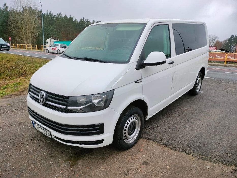 Volkswagen Caravella z 2016r. 2.0TDI 102KM KLIMA!!! 9-osobowy