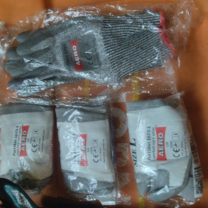 Продам перчатки для различных работ