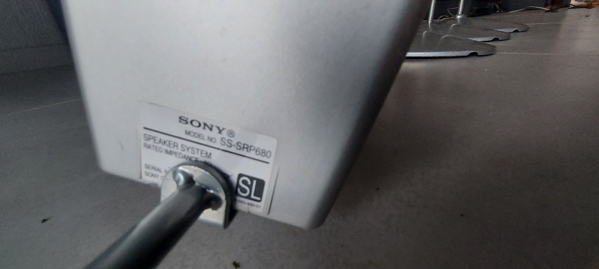 Sony SS - SRP 680