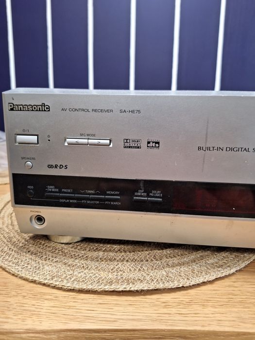 Amplituner Panasonic SA-HE 75 5:1