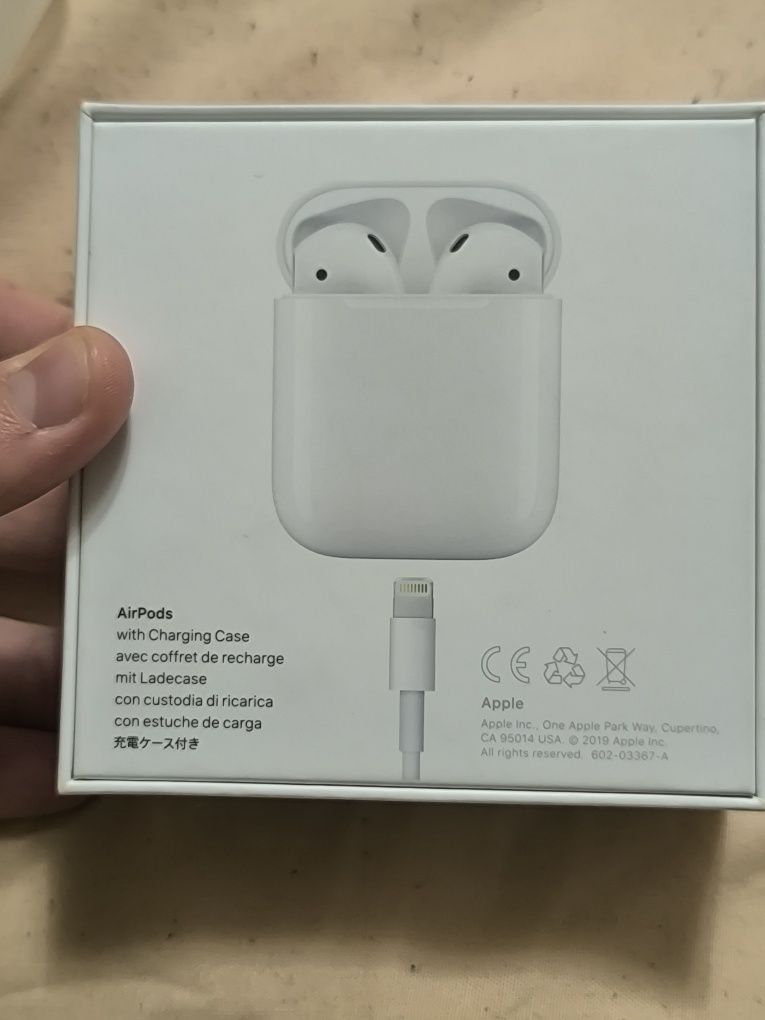 Оригінальні Apple Airpods