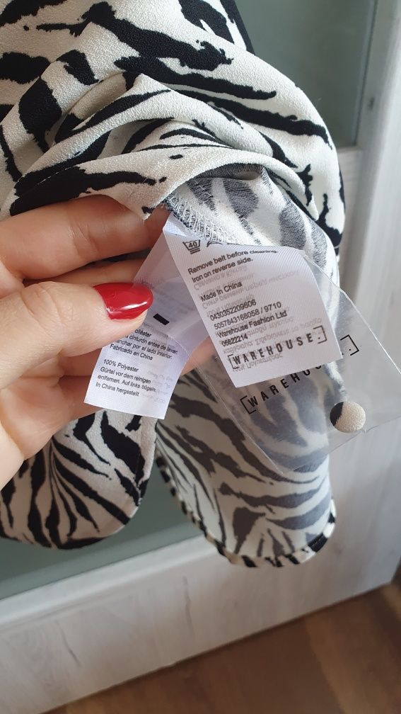 Sukienka zebra warehouse r.xs falbanki na lato