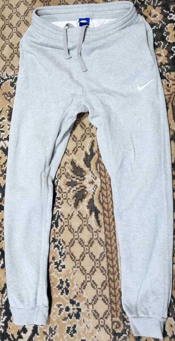 Сірі флисовые спортивні штани Nike Оригінал 826431-063