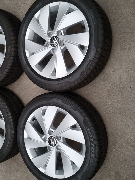 Koła Zimowe Alu 17" VW Golf VIII VII VI V Touran Caddy 5x112 Oryginał
