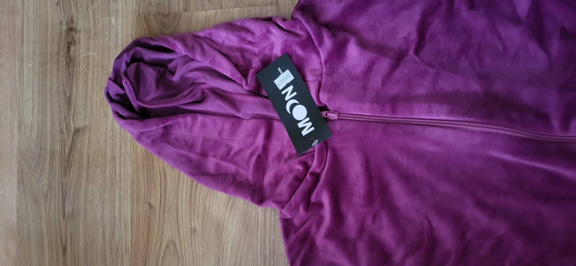 Dres welurowy polskiej produkcji rozmiar M