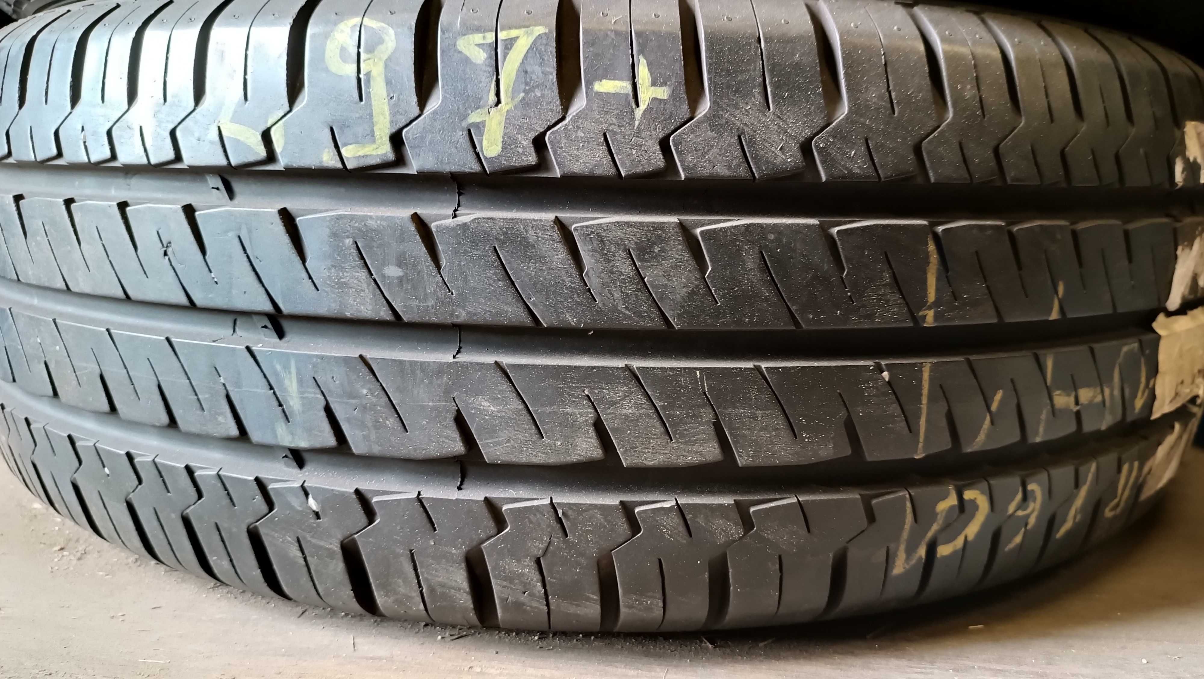 2x 235/65 R16C 115/113R Hankook Vantra LT / 1297