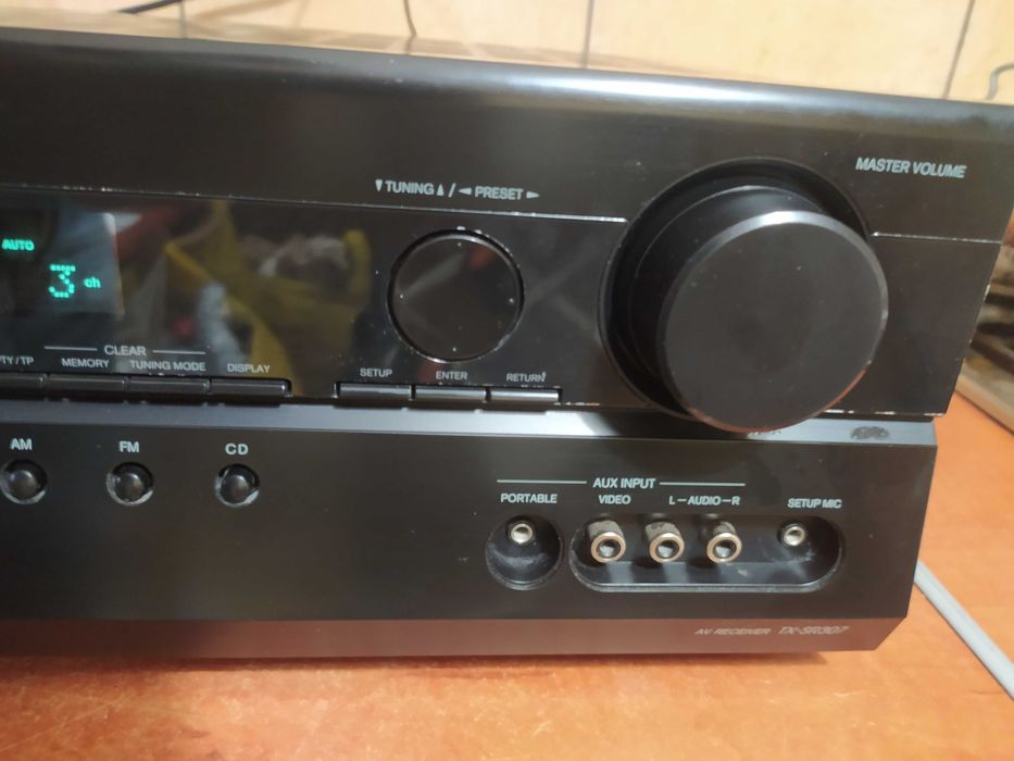 Amplituner ONKYO TX-RS307 + pilot, super stan
