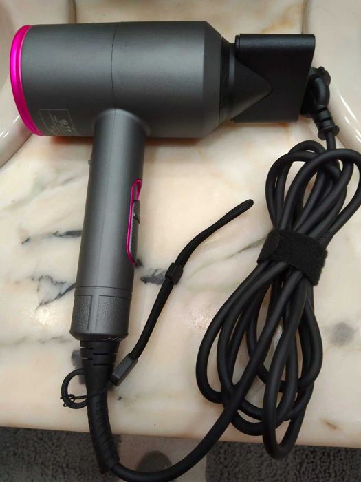 Secador de cabelo 4 em 1