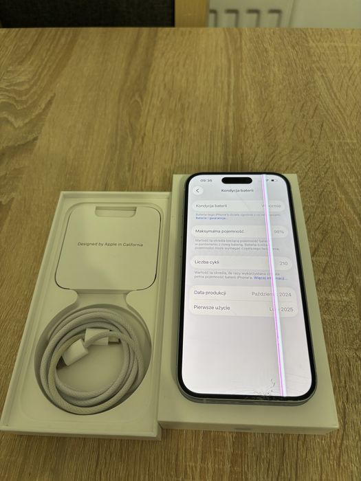 iPhone 15 uszkodzony