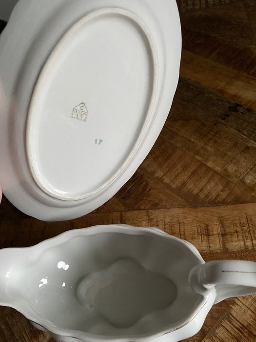 Sosjerka Ćmielów z talerzykiem