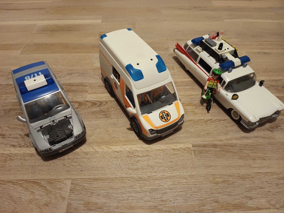 Playmobil policja 4259 i karetka 70049