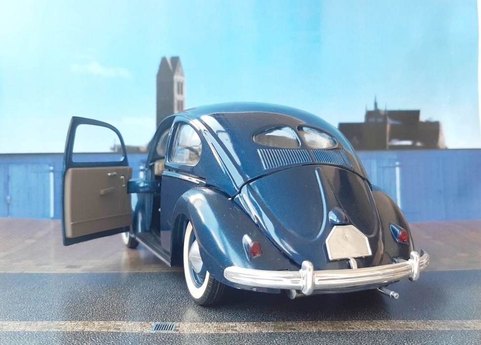 Volkswagen Cochinella Solido escala 1/18 como novo