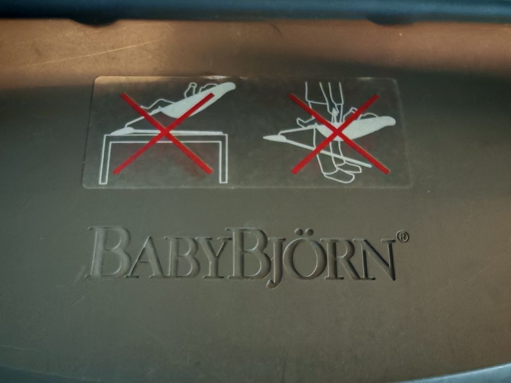 Leżaczek BabyBjorn