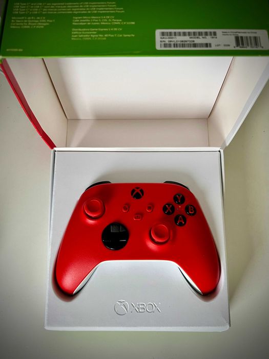 XBOX Wireless Controller Pulse Red + Акумулятор