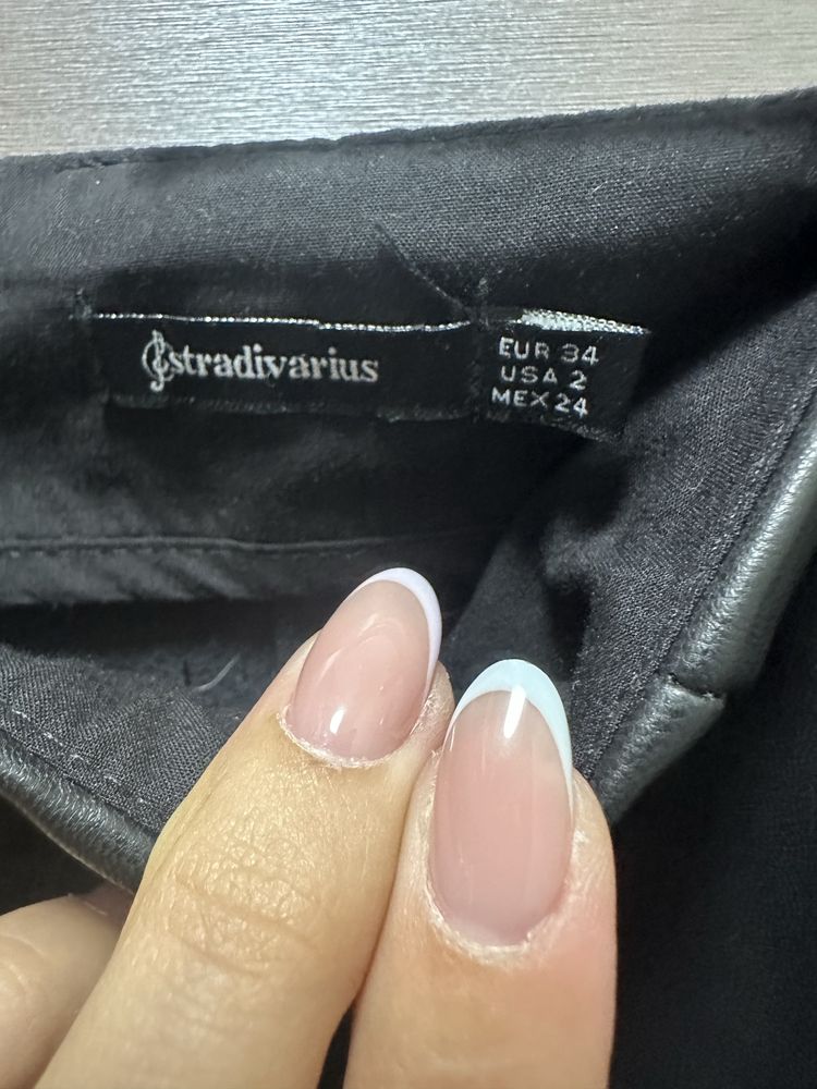 Спідниці Stradivarius Xs