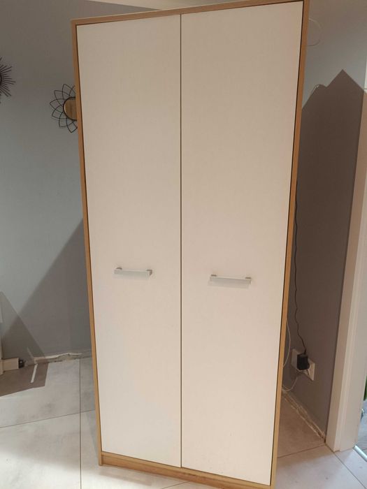 Sprzedam szafę do przedpokoju