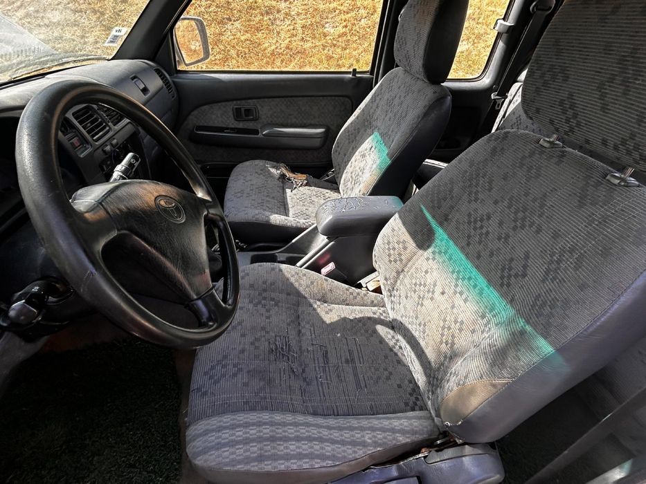 TOYOTA HILUX 2.5 D4-D TRACK (RESERVADO)