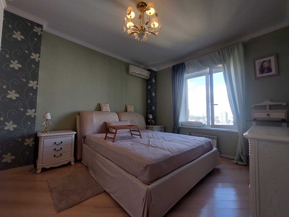 Оренда дворівневої 3к, Дмитрівська, 69,ЖК Златоустівський