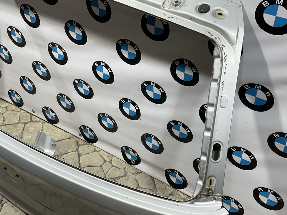 Кришка багажника BMW E61 Код:454
