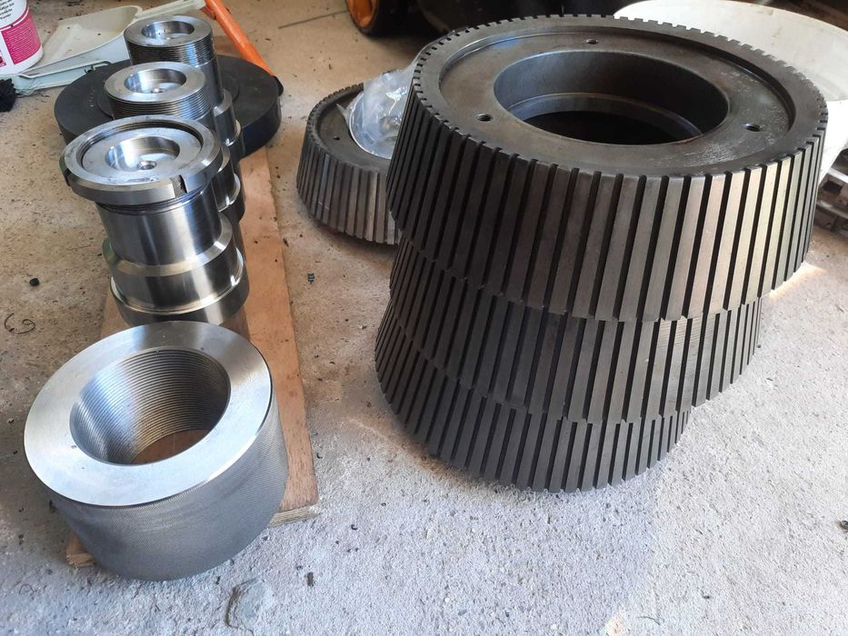 ROLKI częśći do GRANULATORA Produkcja / PELLET