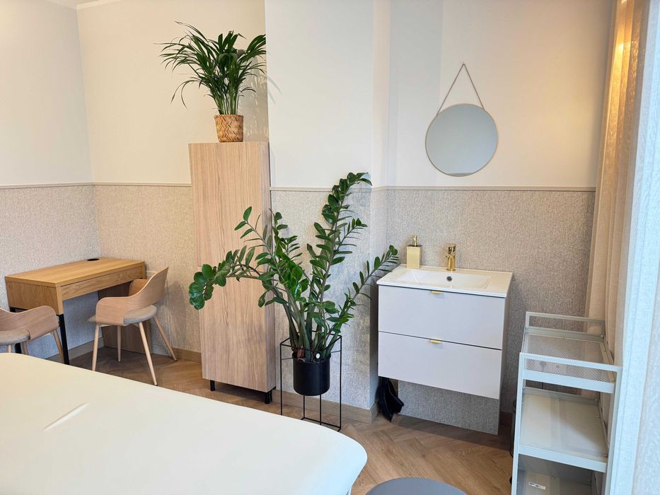 Twoja Baza Terapeutyczna! Gabinet 11 m² (6 Dni/Tydzień) plus niedziele