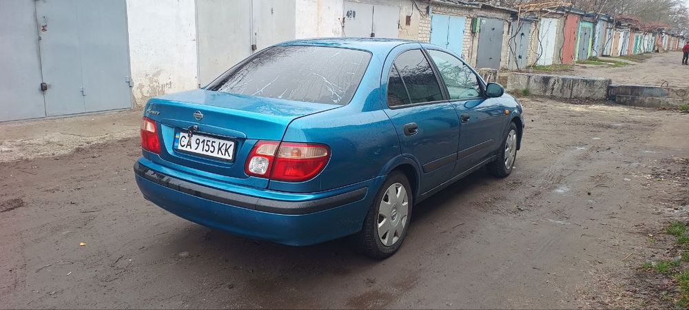 Продам нісан алмера