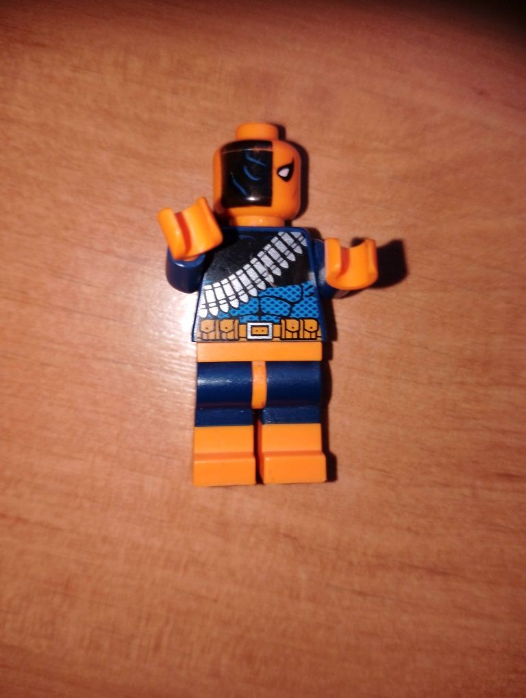 LEGO figurka deathstroke sh194