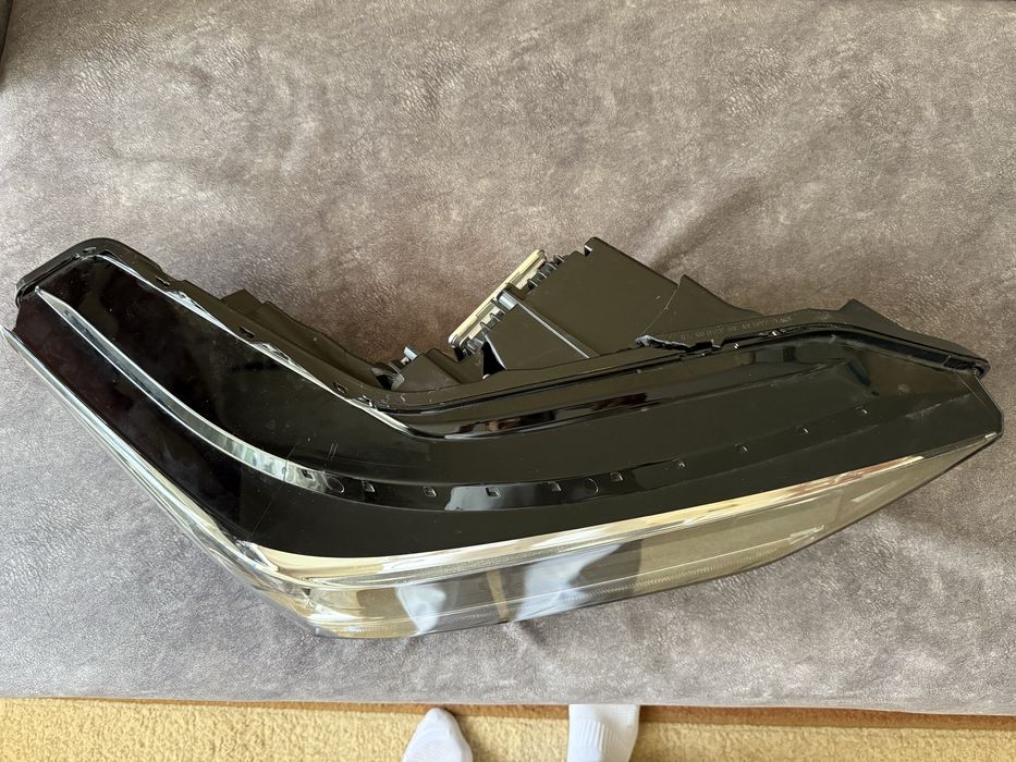 Фара права Acura MDX 2022