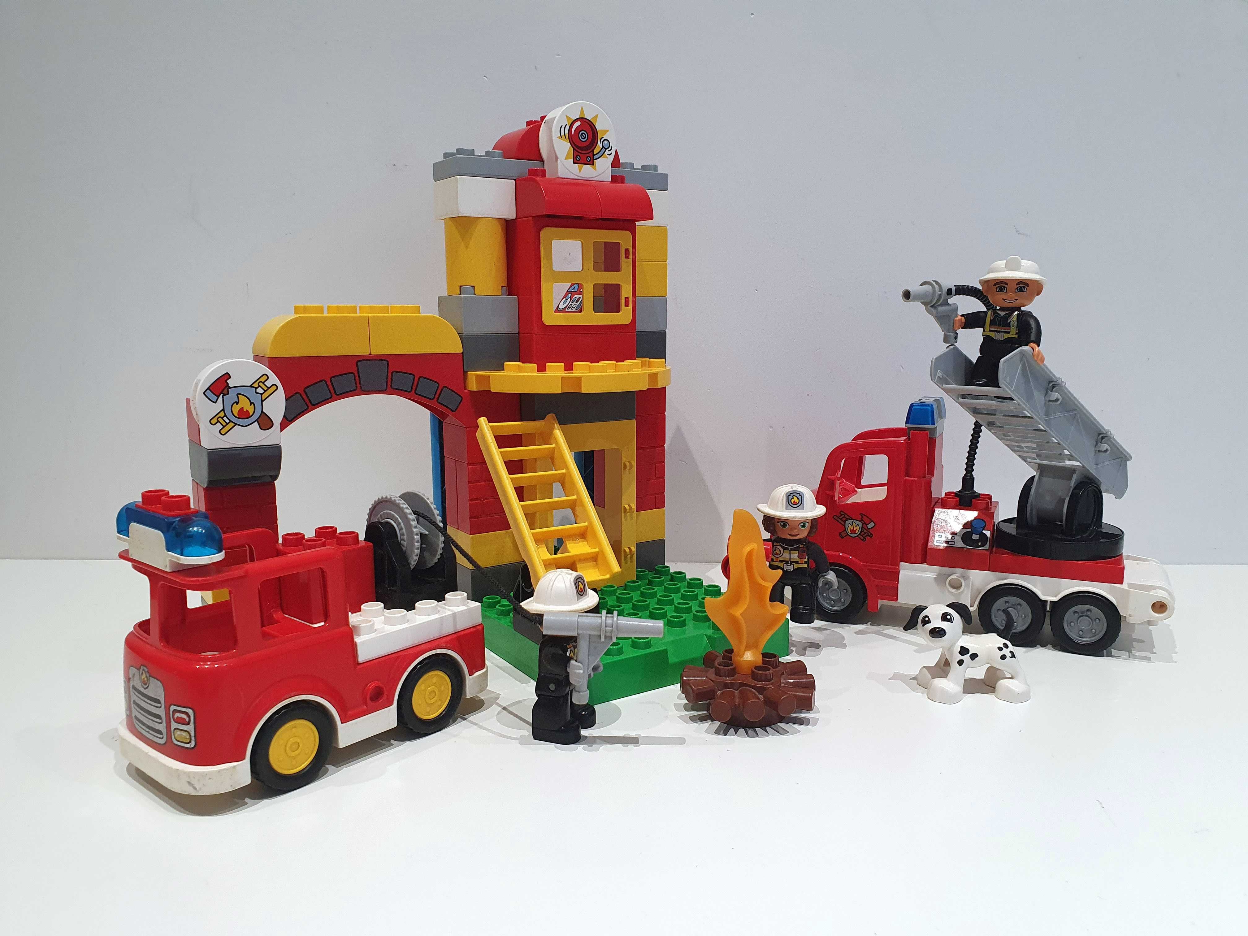 Lego DUPLO 10903 remiza strażacka straż pożarna + 5682 wóz strażacki