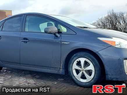 TOYOTA Prius 2012