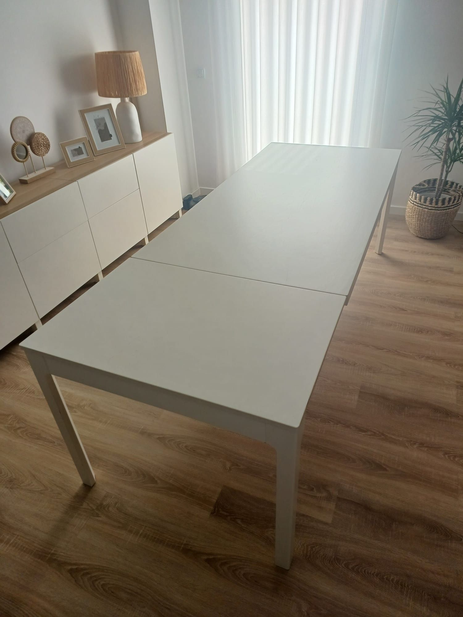 Mesa branca ikea