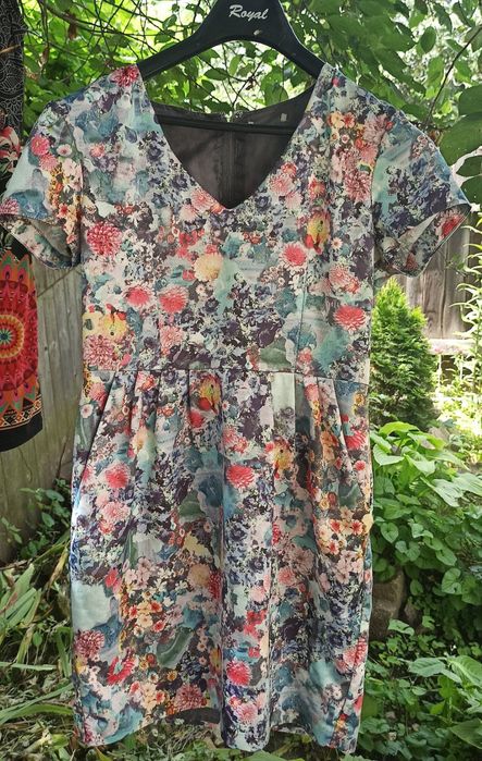 Женские платья. Распродажа платьев сарафанов. Дёшево платья